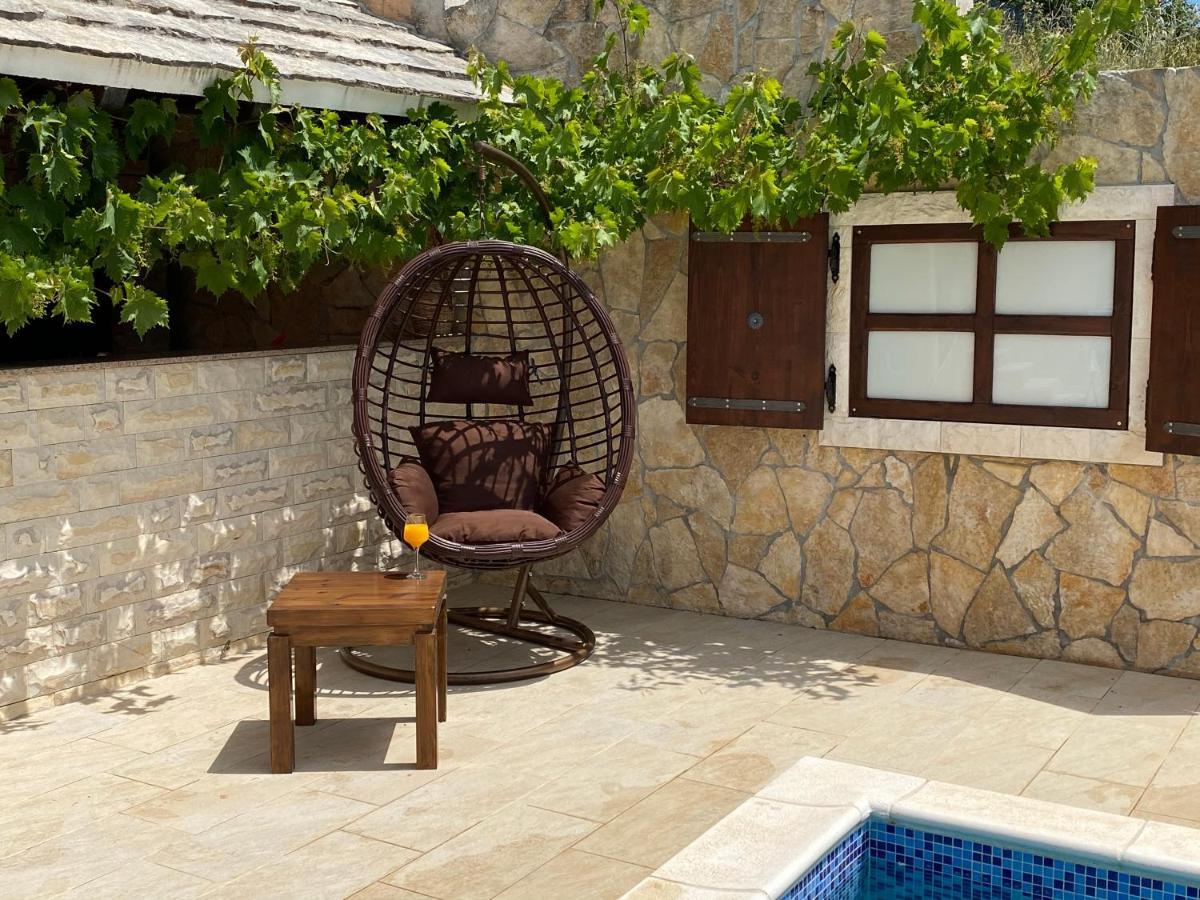 Holiday Home Cerim Trogir Exterior foto